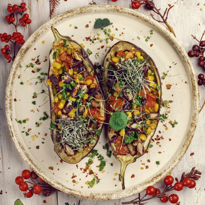 გამომცხვარი ბადრიჯნის “ნავები”