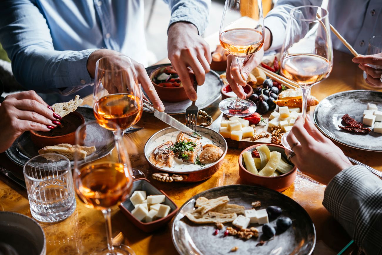 დავაბალანსოთ კვება დღესასწაულებზე