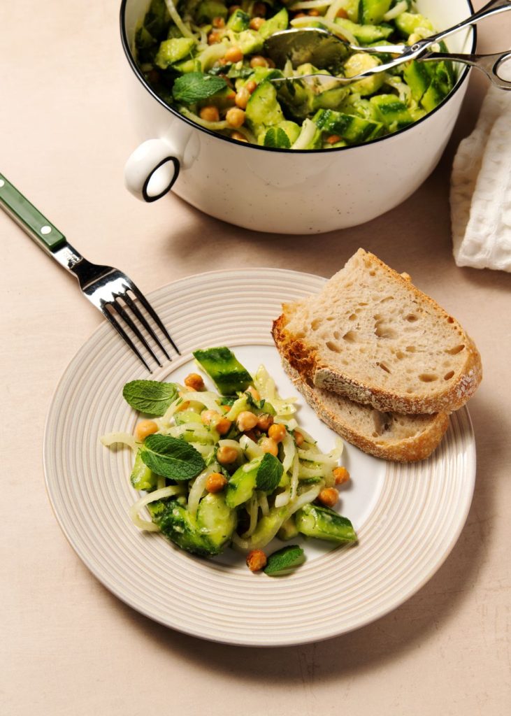 კიტრის და ავოკადოს სალათა